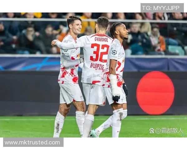 莱比锡友谊赛逆转本菲卡乌龙球成比赛转折点精彩集锦回顾