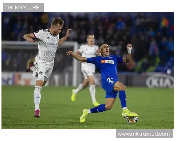 西甲精彩对决那不勒斯三球逆转波尔图全场沸腾数据分析揭秘